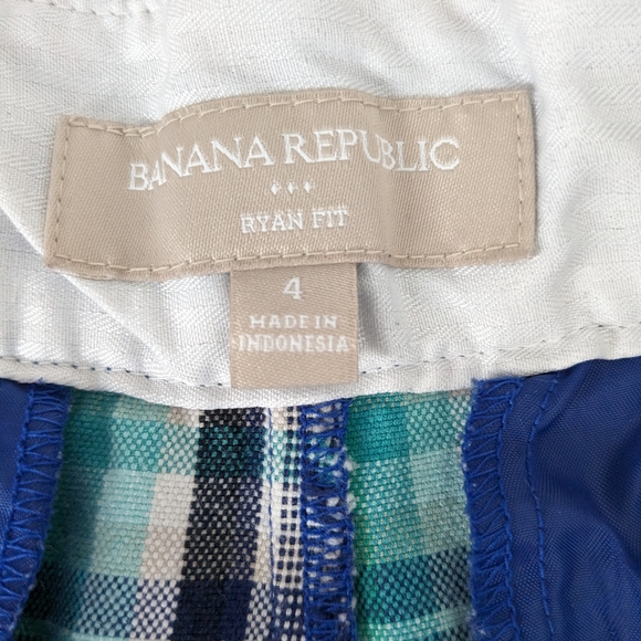 Banana Republic Ryan Fit shorts. Size 4. - Picture 3 of 4